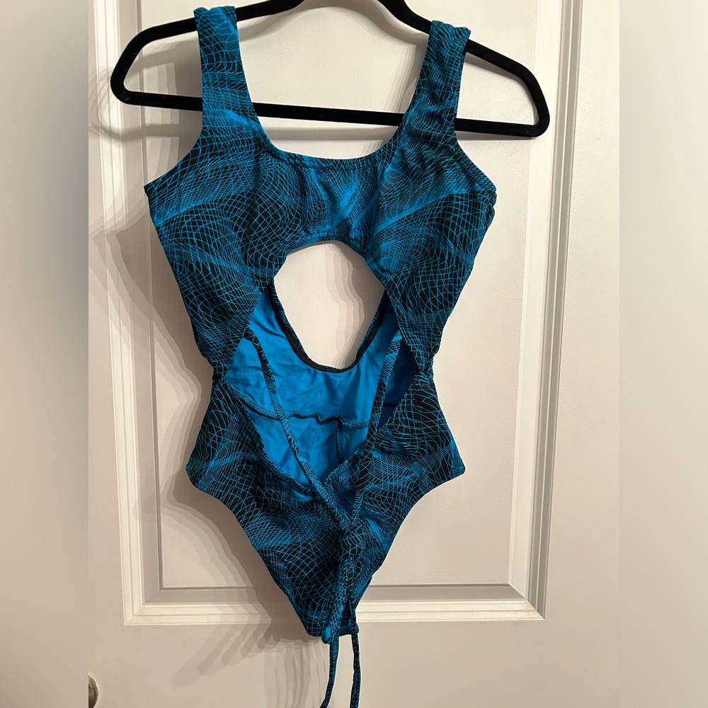 Off the Grid bodysuit - Picture 2 of 3